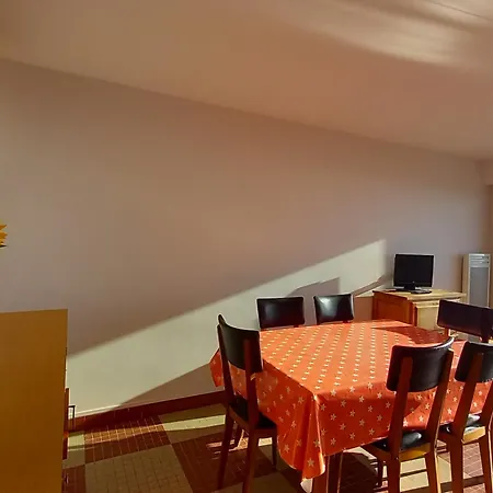 Location Appart. Renove Face - 6 Pers. - Fr-1-323-588