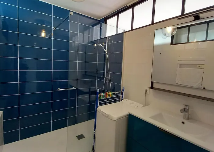 아파트 Location Appart. Renove Face - 6 Pers. - Fr-1-323-588 *