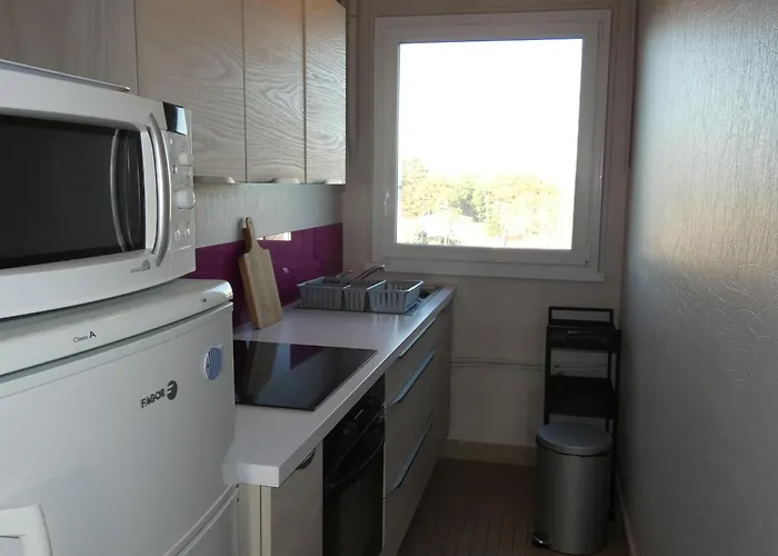 Location Appart. Renove Face - 6 Pers. - Fr-1-323-588 *