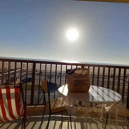 Apartment Location Appart. Renove Face - 6 Pers. - Fr-1-323-588 Saint-Jean-de-Monts