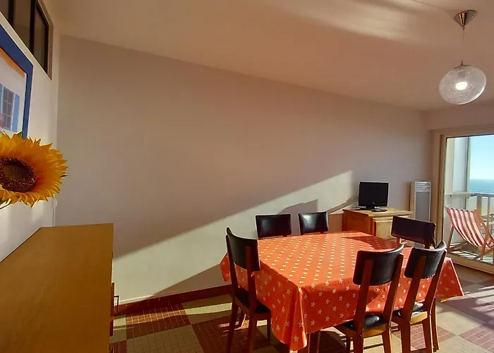 Location Appart. Renove Face - 6 Pers. - Fr-1-323-588